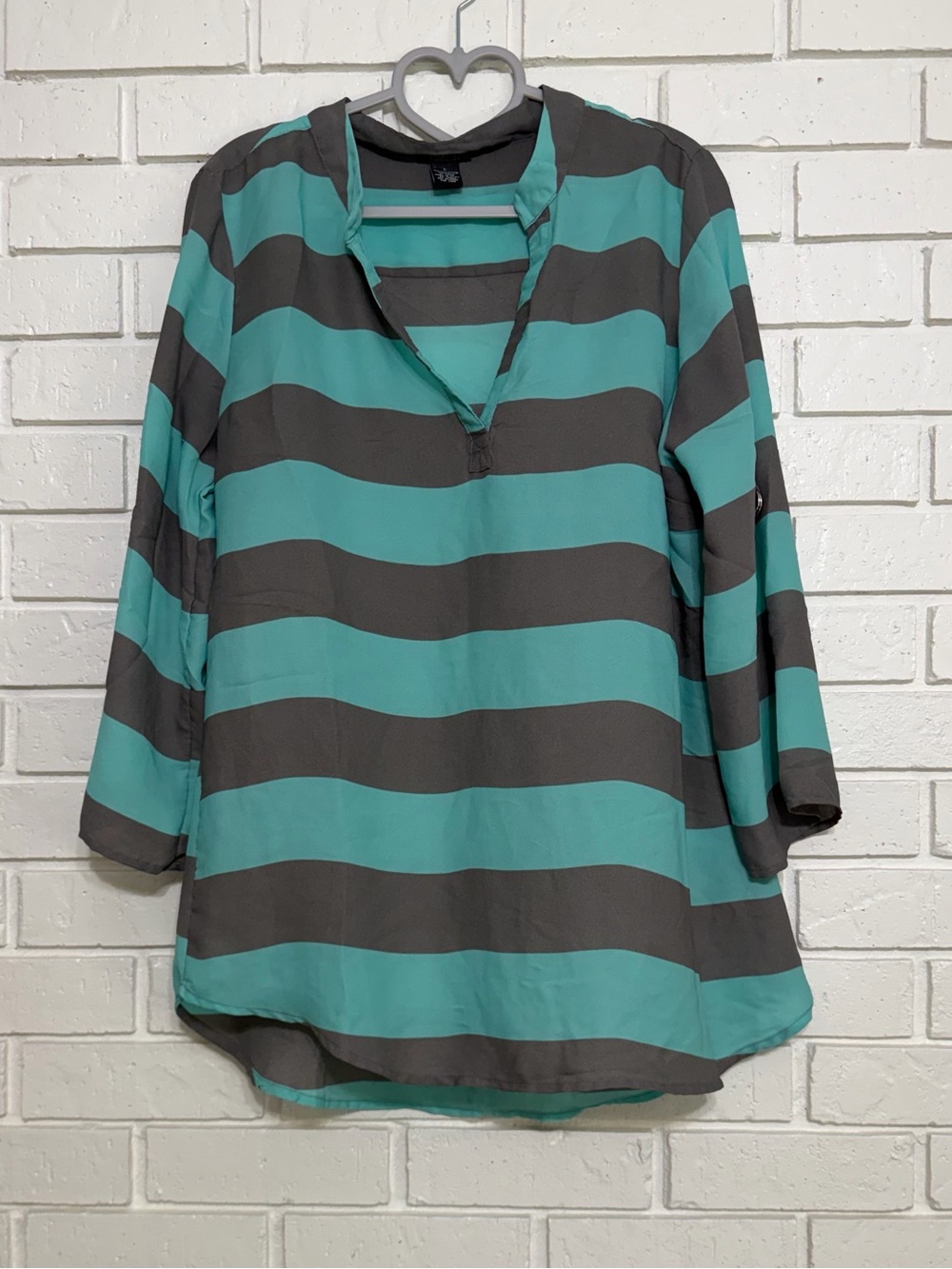 rue21 Teal Gray Striped Roll Tab Tunic Blouse Women’s Large